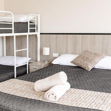Starline Motor Inn Miles Екстер'єр фото
